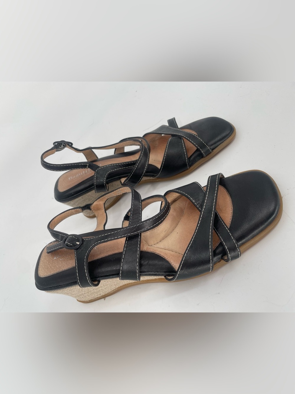BeautiFeel Criss Cross Strap Cushioned Low Wedge Sandals Contrast Stitching - Picture 3 of 8